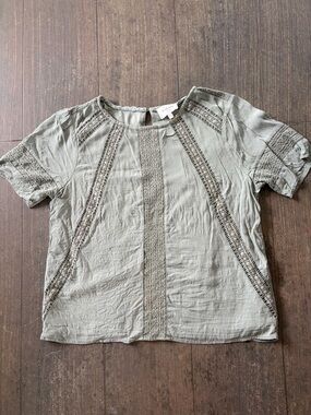 Bohme Light Olive Crochet-Trim Short Sleeve Top